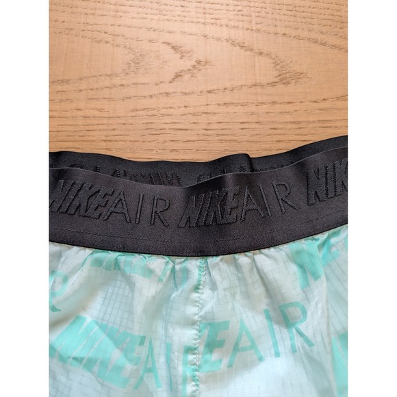 Nike Air Running Shorts‎ Lightweight Athletic Gym Training XL - Picture 2 of 6